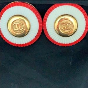 Vintage Chanel earrings. 1985